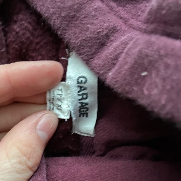 Manhattan Tigers cropped hoodie (Garage) - Picture 3 of 3